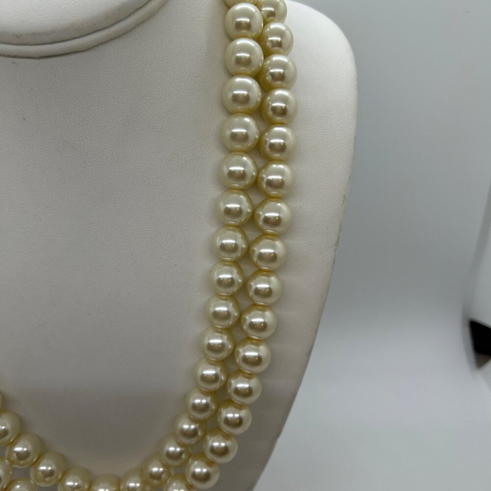Vintage Faux Pearl Necklace Double Strand Creamy White Glass Beaded Choker 20 In - Picture 10 of 13